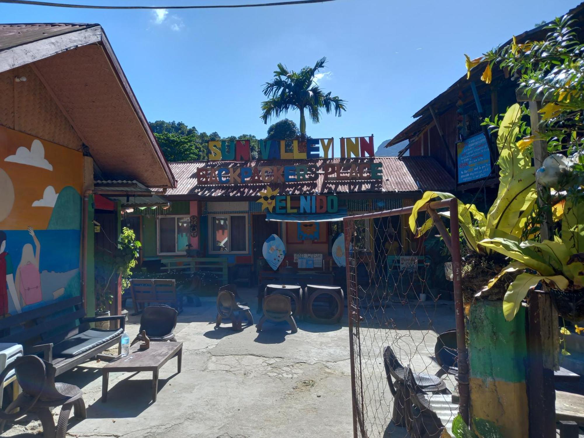 Sun Valley Backpackers Inn El Nido Exterior foto