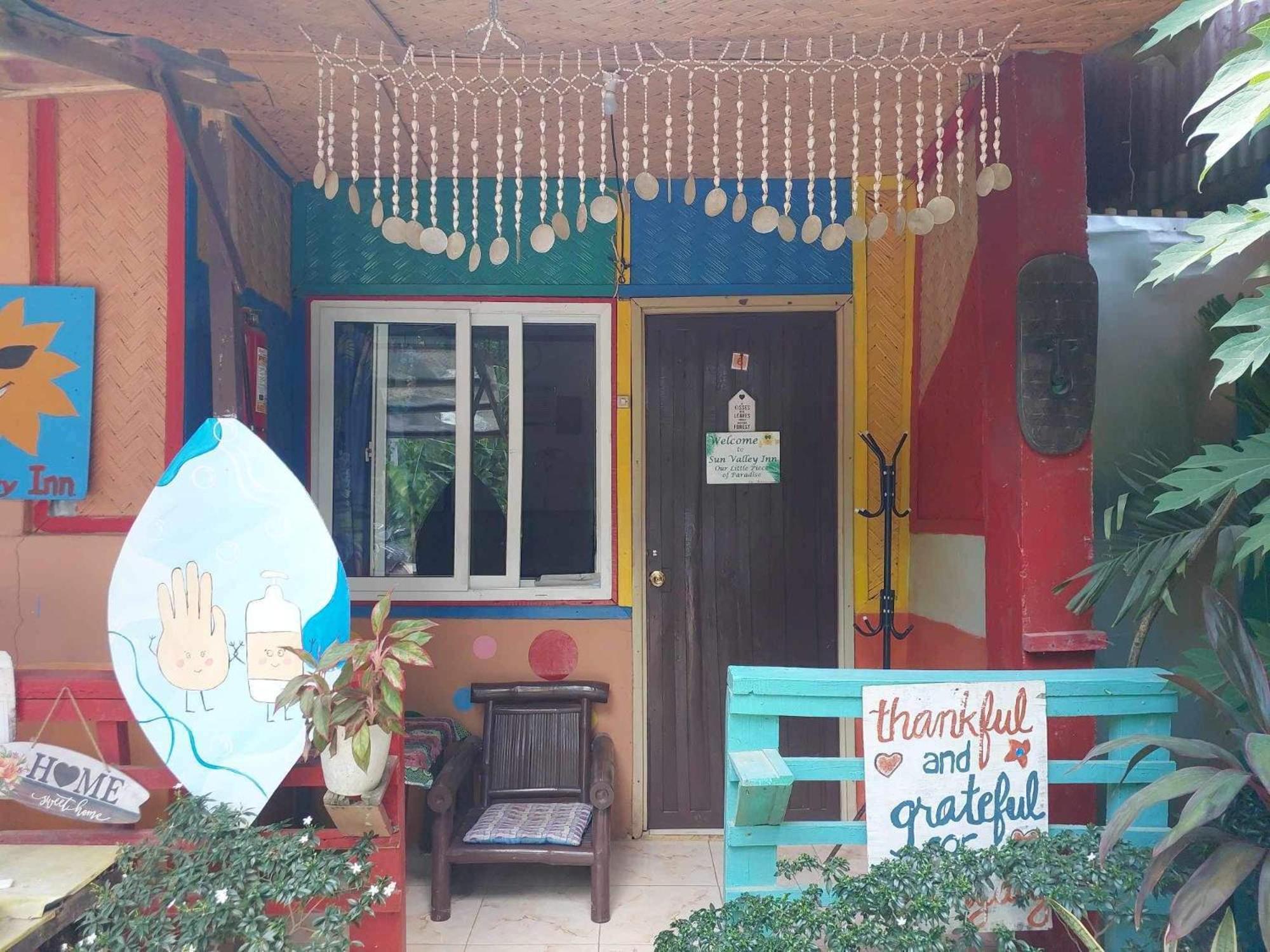 Sun Valley Backpackers Inn El Nido Exterior foto
