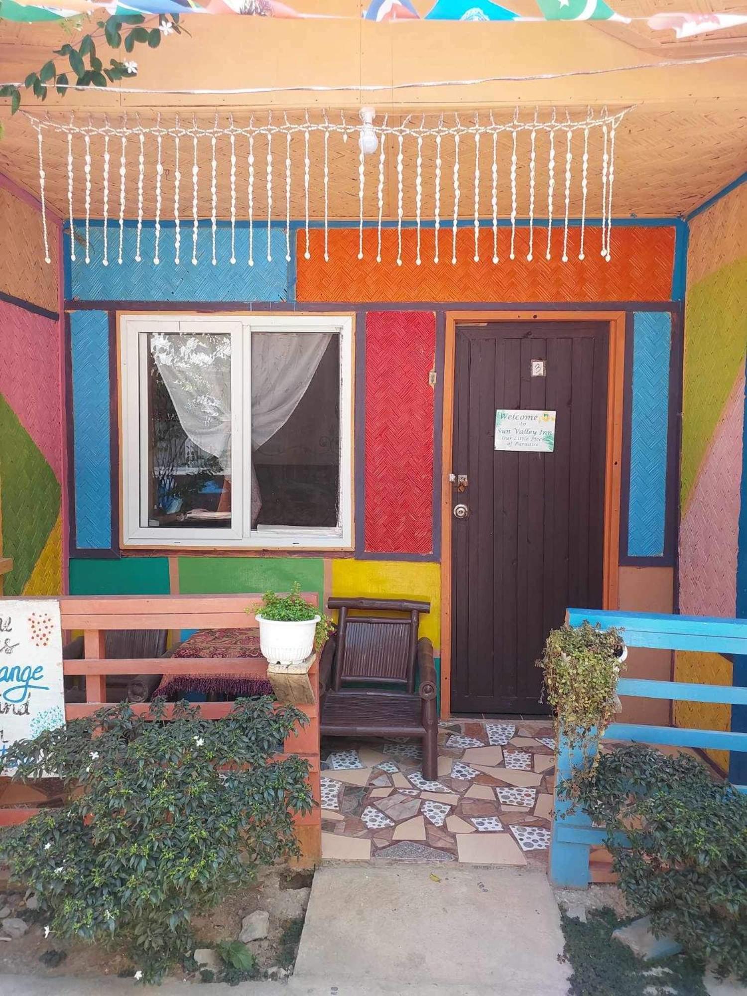 Sun Valley Backpackers Inn El Nido Exterior foto